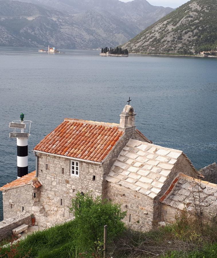 Tale House Montenegro 蒂瓦特 外观 照片